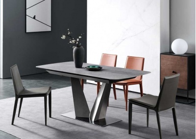 Extendable Dining Table