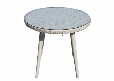 Round Outdoor Dining Table